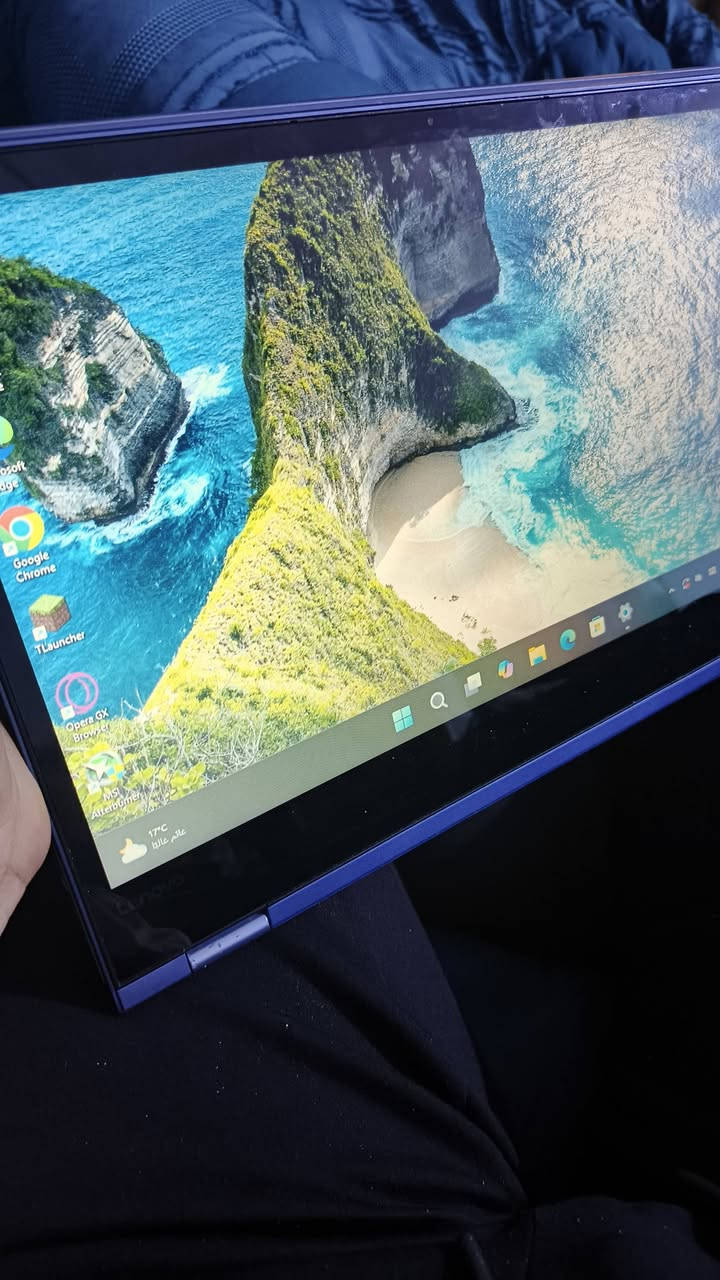 السلام عليكم لابتوب لينوفو للبيع lenovo yoga 530
المعالج core i5 8250u
الرام 4gb ddr4
مساحه التخزين 250 gb m.2
كارت الشاشة UHD 620 2GB
الشاشة 1366*768 60hz
البطارية 45wh تشغل 5 ساعات اذا 100
اللابتوب يجي قلاب و شاشة لمس و سرعه استجابه خيالية و وياه القلم مالته الاصلي يفيد للتصفح و للالعاب الخفيفة و للدراسة و للعمل المكتبي و حجمه صغير و مناسب و سلم مو كبير و وياه شاحنته الاصلية و منصب عليه وندوز 11 بيه وايفاي و بلوتوث و بيه منفذين يو اس بي و واحد تايب سي و واحد اجدي ام اي و منفذ سماعه و منفذ اس دي و بيه بصمه ع الكيبورد مثل التلفون و بيه كامرة 720 اللابتوب بيه فطر من الجانب ما يأثر على الشاشة من اي ناحية او على اي شي ثاني اللابتوب شغال مابيه اي خلل او اشكال لابتوب كلش يفيدني بس معوز فلوسه و دابيعه و البطارية مابيه اي اشكال شغاله
السعر: 230 مع العلم سعره يسوه هواي اكثر بس معوز فلوسه و الله لا يعوزكم 
مكاني بغداد الاعلام للتواصل واتساب و ماسنجز ***********
