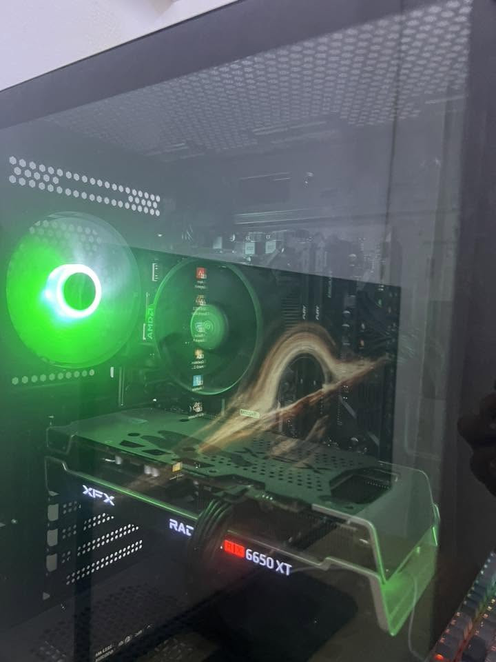 بي سي وشاشه ويو بي اس وكيبورد و ماوس للبيع
السعر مليون و200

R5 5500
MB B450M ONDA DDR4
RX 6650 XT 8gb 3FAN
RAM 16GB 3200 8X2 DDR4
Ssd 1TB WD GEN4 5000HZ
COOLER AMD STOCK
PSU 650w RUIX BRONZE
CASE SAMA 33I1 4FAN ARGB

شاشه
 Gigabyte 25in 200hz fhd 1ms 

يو بي اس
900W اوفلاين

كيبورد bloody
ماوس hp

للتواصل الرقم بي بس واتساب ***********

