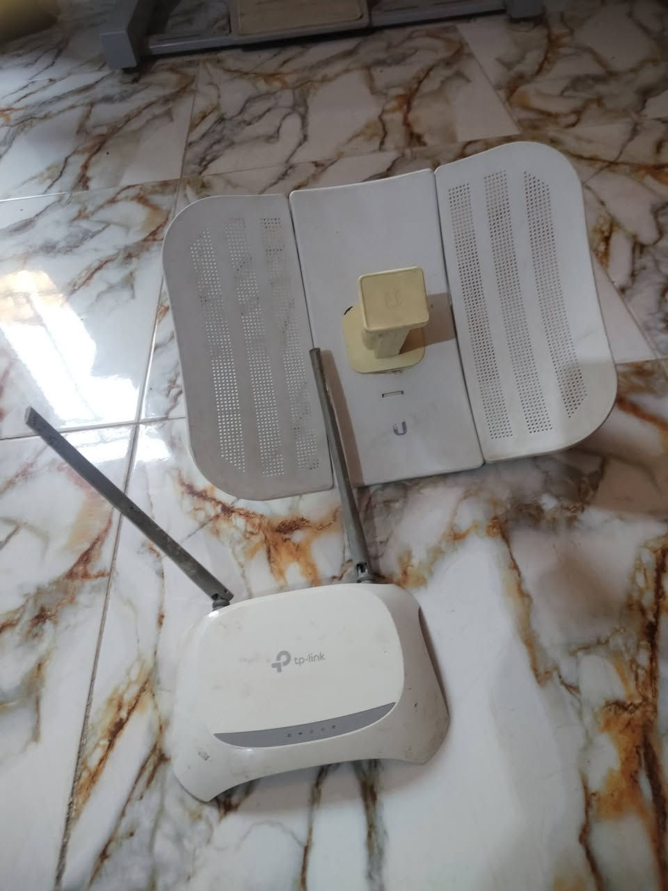 للبيع السعر ٥٠ شغال ماامصلح العنوان شارع النفط قرب المستشفى


**إذا كنت صاحب هذا الإعلان وتريد حذفه لأي سبب، رجاءا أرسل رسالة إلى الدعم الفني**