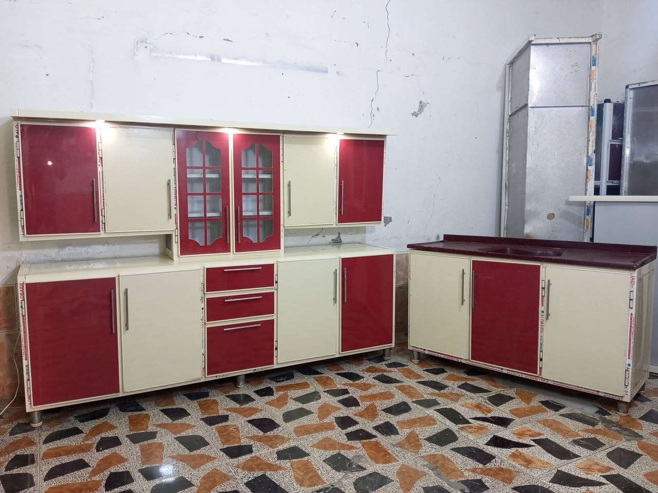 يا رزاق للبيع السعر 625 تسكام الثقيل مترين أو نص السنك مرمر متر أو نص الشراي يراسني  خاص ادزله الفيديو والعنوان ***********
