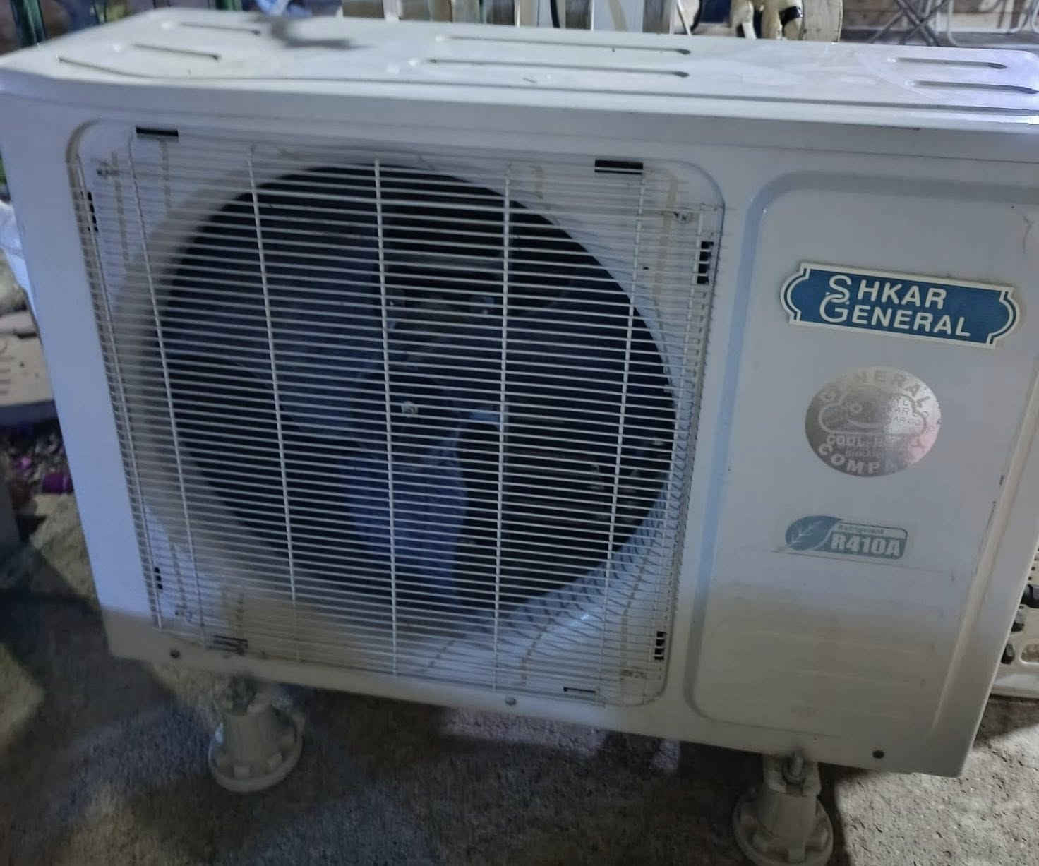 سبلت للبيع طن ونص نوع جنيرال السعر ٢٥٠ وبي مجال الي يريده يجي خاص


**إذا كنت صاحب هذا الإعلان وتريد حذفه لأي سبب، رجاءا أرسل رسالة إلى الدعم الفني**