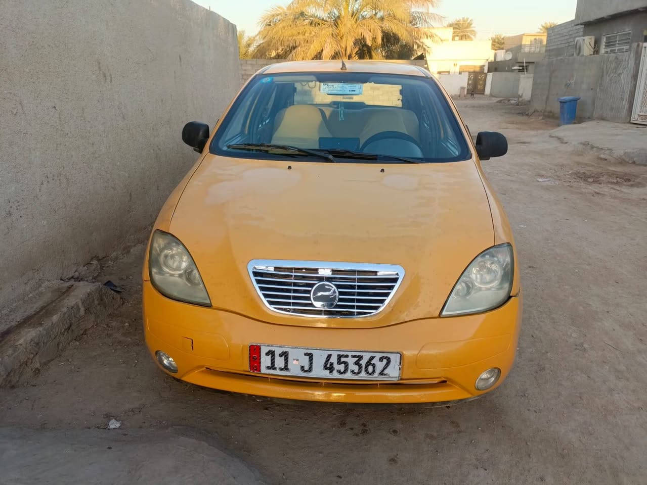 سلام عليكم طيبه ١٥ مصفره هيئه وغرامات مكينه وكير مكفولات صدر أمامي وخلفي جديد تخم تاير تبريد تدفئه شغال السيارة خير من الله السعر ٣٨/ مكان السياره الدوره ***********
