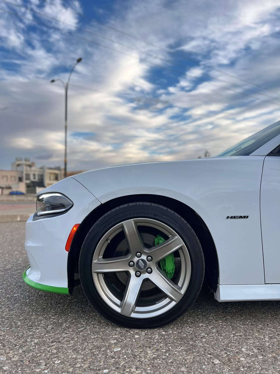 جارجر RT
V8(5700)
كلين صفر شركة هارلم
سيارة جديدة ونصبتها تخبل
تو ويل
موديل ٢٠١٦
مواصفات
تشغيل ع بعد
شفتات استرين
شاشة جبيرة 
كامرة دوارة
كشنات حضن كهرباء وتدفئة
بصمة ترحيب ابواب
نظام صوت alpine
نظام ايكو 
ويل حجم ٢٠ تو سايز
تخم تاير جديد
صدر امامي خلفي جديد
رقم اربيل باسمي
هزه سنوية رقم كله جديد
مكانه كركوك 
سعر ٢٠٥ بيها مجال بسيط
***********
