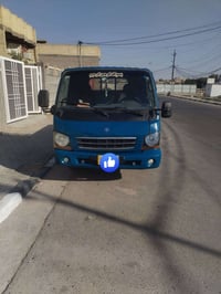 كيا فونتيرة ام عيون للبيع موديل ٢٠٠٠ مكفولة رقم بغداد بأسمي تحويل ثاني...