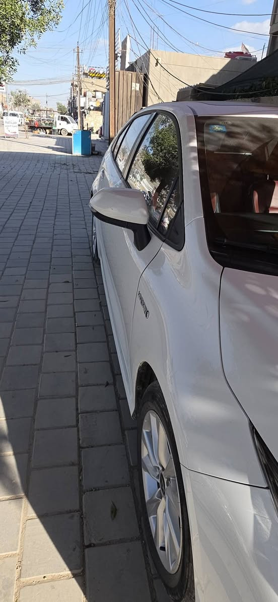 السلام عليكم كورلا 2024
السعر : ١٥٠ $ 
ماشية ٢٥ الف كيلو قابل للزيادة 
فوول مواصفات ...
بيها طخة خفيفة بالبنيد واضحة بأول صورة 
رقم الهاتف واتس اب موجود : ***********
