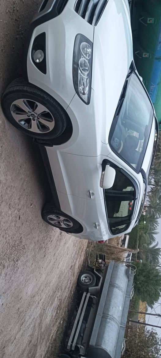 السلام عليكم سنتافي 2012للبيع فول مواصفات ماعدا المكينه 2400اربعه سلندرمكفوله للاستفسار الاتصال على الرقم ***********
