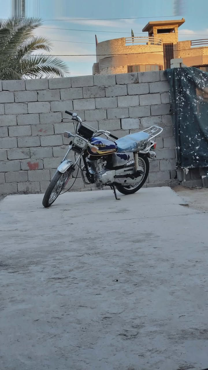 السلام عليكم دراجه للبيع موديل 20 مستعجل على البيع  ***********
