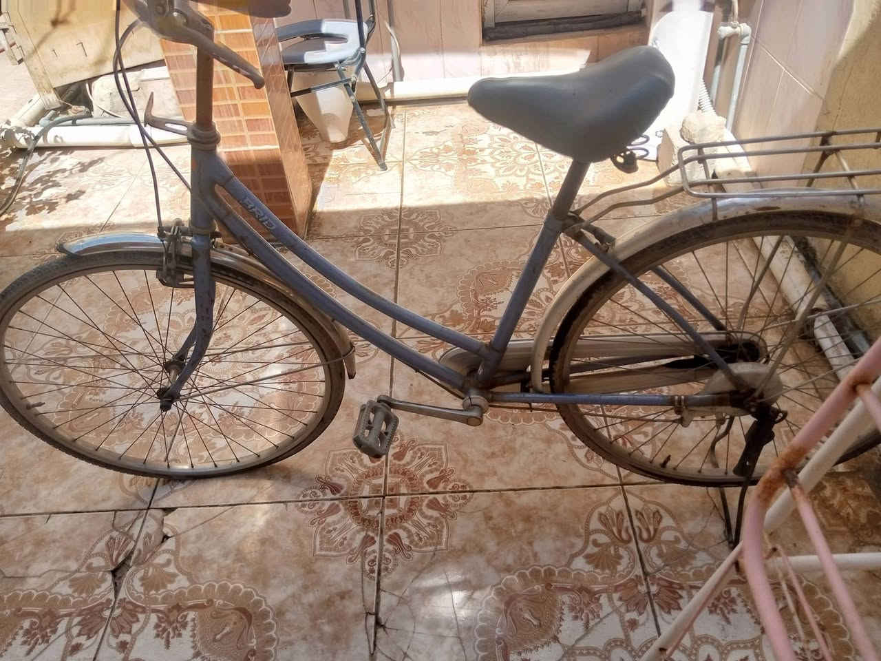 ميز مبردة وبايسكل حجم جبير للبيع


**إذا كنت صاحب هذا الإعلان وتريد حذفه لأي سبب، رجاءا أرسل رسالة إلى الدعم الفني**
