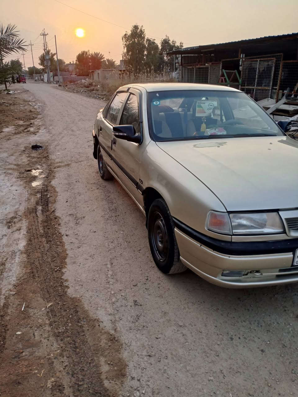 سلام عليكم اوبل فكتره رقم بابل بسمي تحويل ثاني يوم مشروع وطني سنويه جديده تخم تاير جديد مكينه كير صدر كله جديد سياره الف دينار ما تصرف عليها رقمي ***********
