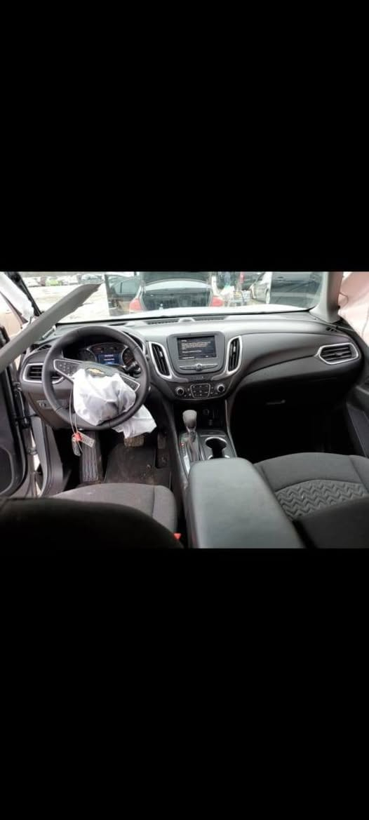 سلام عليكم سياره لبيع كوينكس موديل ٢٢ سياره جديده ماشيه ٣١ بدون تبديل بدون صبغ رقم ميسان *********** سعر ١٤٨
