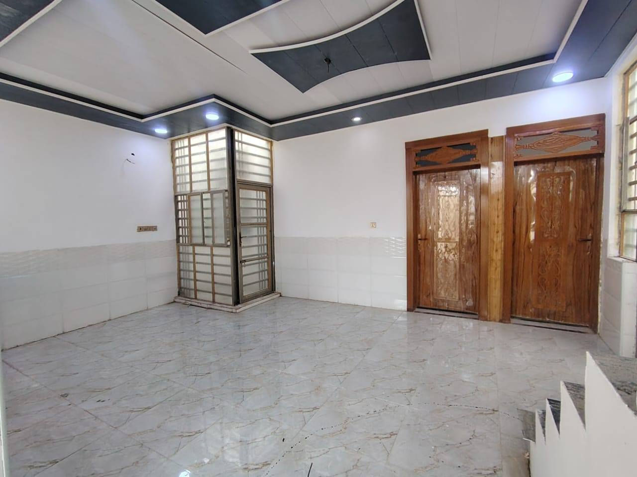 دار للبيع 150م🏡 (مكتب الخليج للعقار عمود327)
*********** وتساب

موقع /نجف 🏡شارع الحولي مال المطار عمود 327

البناء 🏡 

غرفتين /صاله/مطبخ / ستقبال/ صحيات/

بناء فول/ اساس + سقف كونكريت + طابوك

ألخدمات 🏡 #بعد_عن_سوق_100م

ماء/كهرباء/مدارس/سوق/تبليط/لحد الباب
