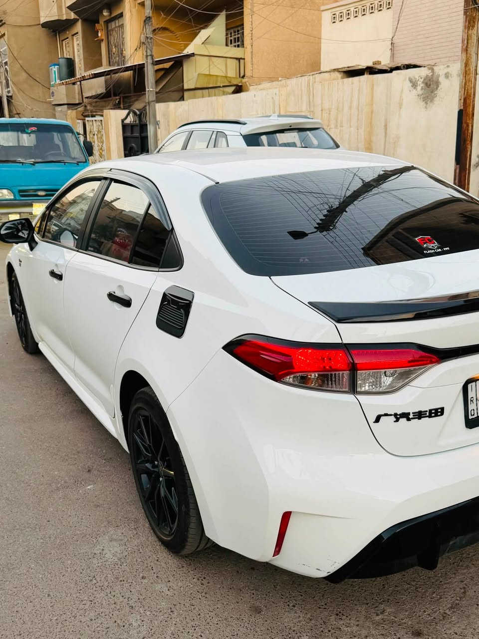 السلام عليكم 
كورلا ٢٠٢٥ GR بلاك ادشن فول مواصفات اعلى فئة 
تجميع صين كفاله من الصبغ والبارد والتبديل 
5 كامرات 
كشنات جلد بقلاوة مختم GR 
بصمة 
كشن كهربلاء
تبريد قطعتين 
رادار توقف ذاتي 
فتحة 
دشبول احمر بلادي 
وبعد هواي مواصفات معروفه ال GR 
رقم بغداد باسمي السعر ١٦٥  لاتصال ‭***********
مكاني بغداد حي العامل

