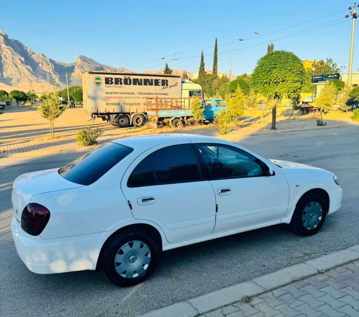 سەنی یابان  
مۆدێل  2010
گێرو مەکینەو کارەبای بە شەرت 
تەبرید ساردو گەرم بەشەرت 
137 هەزار ڕۆشتوە بە شەرتی فەحس کۆمپیتەر
تەقەو ڕەقەی تیا نیە چرکەو گەلایەک ببرە تازە پێشو دوای داگیراوە ناو بەرگە دەرگای تێ گیراوە بەرگە کوشنی دەرەجە یەکی تێ گیراوە
کامل مەسرەف کراوە 
سەنەوی تا 2028 تازەیە 
بە ناوی خۆمانەوەیە 
هەزەی تازەیە 
سەیارەکە سنوقی ساردی هەیە 
بێ بۆیاخە هەیکەلی زۆر جوان ماوەتەوە 
سعری 116 گەلاو معامەلەیە بۆ زانیاری زیاتر پەیوەندی بکەن بەم ژمارە تەلەفونەوە 
*********** السليمانية, العراق
