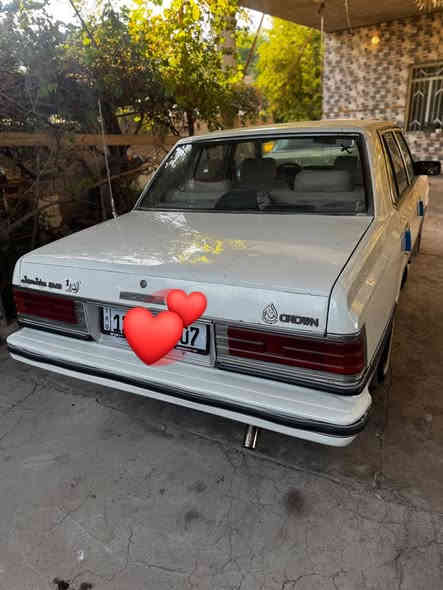 السلام عليكم 
سوبر موديل ١٩٨٢ بأسمي أرقام انكليزي تحويل مباشر  سيارة كلها بلاد تدفئة تبريد شغال سيارة جديدة ما ناقصها شي سعرها ٥٥ وبيها مجال بسيط جدا للإستفسار 
***********
***********
