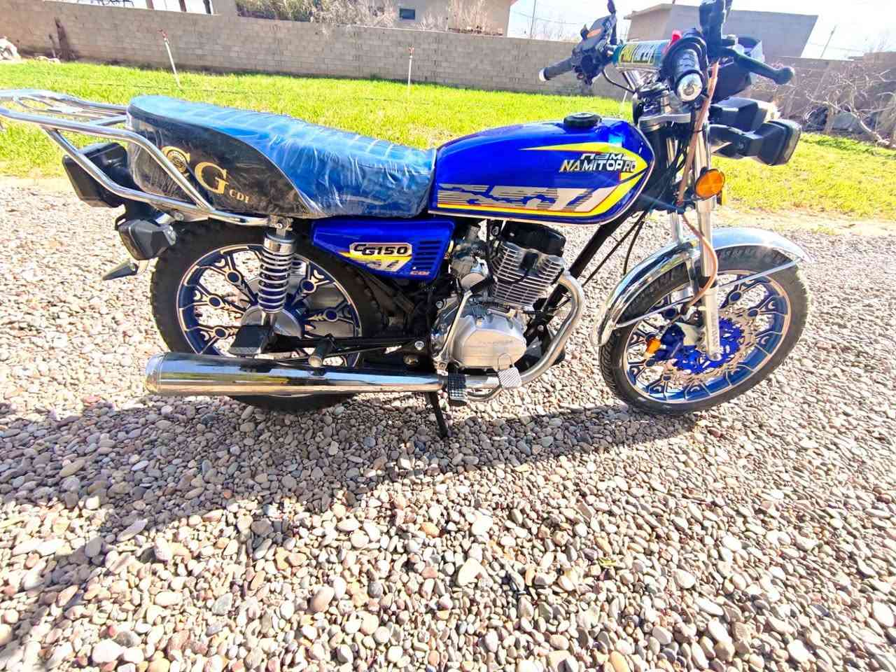 بعد السلام ماطور نامي برو اخو الجديد موديل ٢٥ محدث ٢٦ ماطور ماممدوده عليه اصبانه منفيس كامل السعر ٨٠٠ وبي مجال المكان ناحيه العباسي والخاص مفتوح +الرقم ***********
