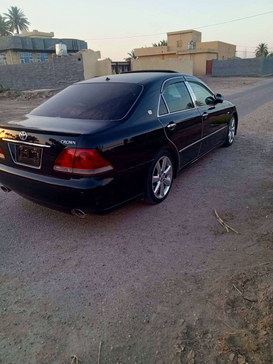 للبيع شاهينه 

موديل 2005

3دكم 

شاصي 82

داخل اسود 

جلد 

تحكم ستيرن 

فول مواصفات 

مكفوله كفاله عامه طك كارتون 

رقم الانبار قرار 102 مدفوع كمركهه تاخذ سنويه بسمك 

مكان فلوجه الاتصال ***********

