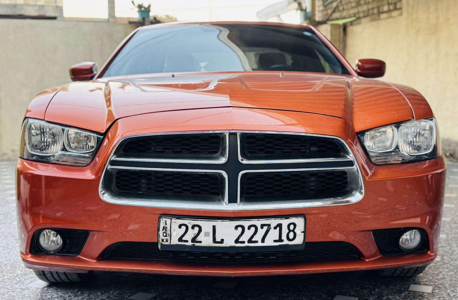 جارجر 2011 مشمشي
مواصفاته معروفه 6 سلندر 
اربيل دولي بسمي تحويل او وكاله
بيها صبغ جاملغ وبابين
تخم تاير ياباني اصلي حدادية امامية 
السعر 137  
مكانها بغداد ***********
