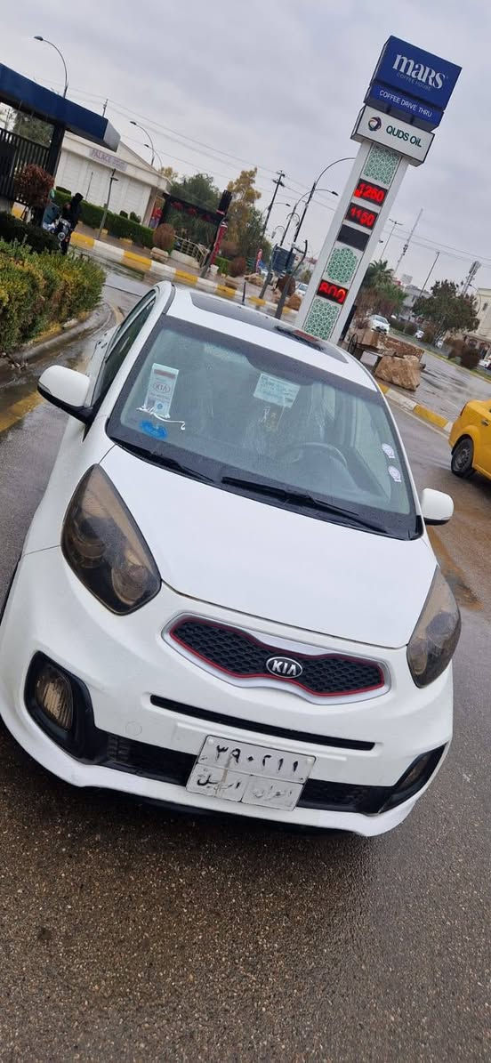كيا بيكانتو 2015 فول مواصفات 
كفالة من صبغ وضربه 
سيارة تعبان عليها 
محرك وكير بدون عيب
ماشية 130الف
سنويه تحتاج تجديد 
شرط تحويل مكانها كركوك شراي أتصل وتدلل 
***********
