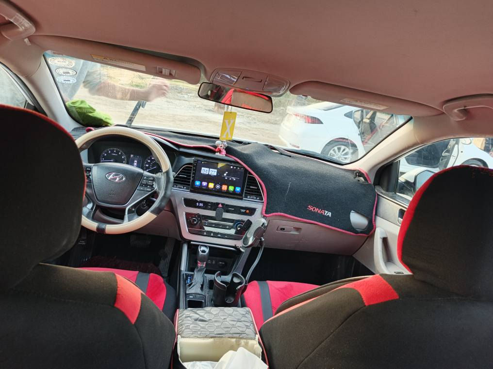 سوناتا 2017 رقم اربيل
مالكها من كربلاء. سعر 128 وبي مجال قليل
مواصفات
 شاشه كامره 
تحكم استيرن كروز مثبت مكينه 2400 Gdi بدون دونز (كير ومكينه مكفولات)
سياره بيها قطعه تبديل جاملغ امامي ايمن والباب بي رش فقط 

مكاني كربلاء ام الهوى
*********** بي واتساب كربلاء, العراق
