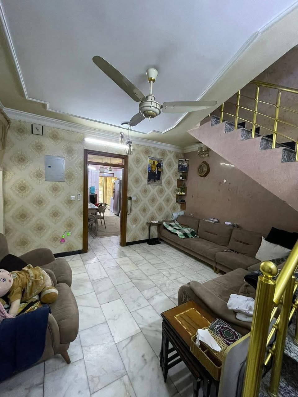 للبيع دار سكني في منطقة السيدية – مربع التصنيع

فرصة مميزة بسعر مناسب جداً، من أرخص العقارات في منطقة السيدية 
🔹 المساحة: ١٥٠ متر
🔹 الواجهة: ٦ متر
🔹 الطول: ٢٥ متر
🔹 يحتوي على:
٤ غرف نوم
٣ حمامات
📍 الموقع: السيدية / مربع التصنيع
#عقارات
#بيع
#شراء
#السيدية
#بغداد
#استثمار

مكتب النهرين للاستثمارات العقارية 

شارع الضباط مقابيل افران الزيتون ٢
***********
***********
