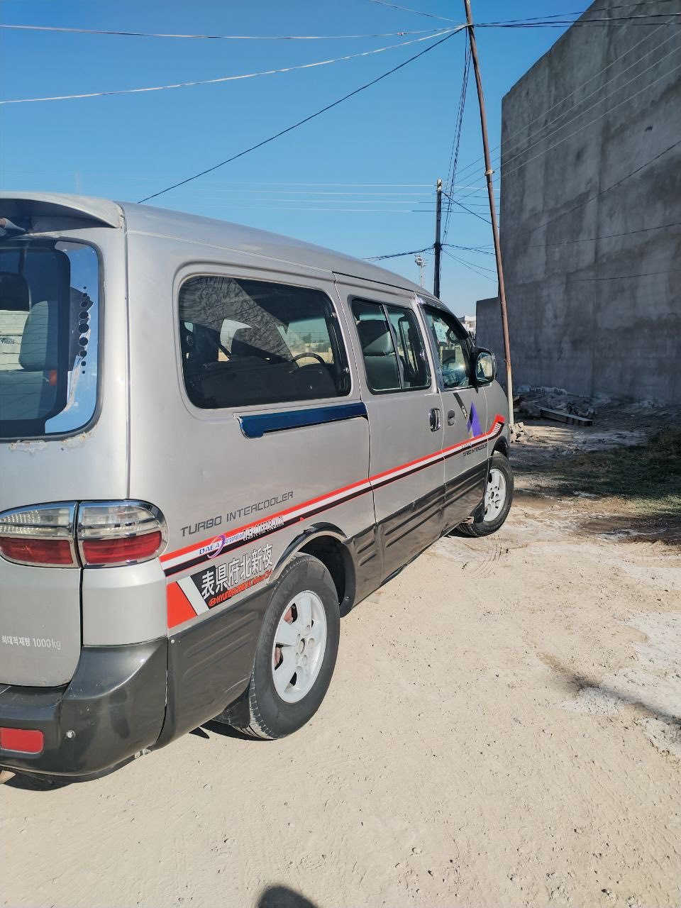 ستاركس 2007جاهزة من كلشي كبل لشارع مكينة لاتنقيص ولاتبخير خير من الله السيارة  ..رقمهة بغداد..
للاستفسار خاص ///***********/
