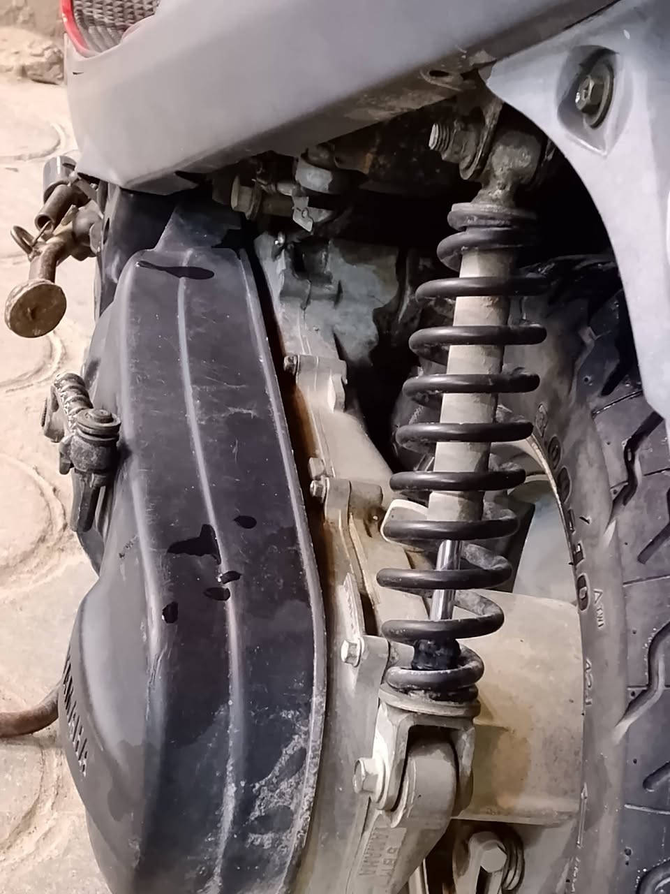 السلام عليكم دراجه منغولي للبيع كلشي شغال بيه بس الحساس مال البريك الكدام يشكل 2007 محرك ما مفتوح *********** بس واتساب مكاني كربلاء قرب مول الحارث
