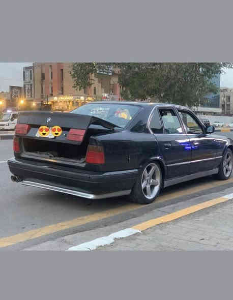 سياره حلوه مناقصها شي 

مكينه تبريد بشراط 

دوخلها جلد اسواد 

دركه رياضيه 

ويلت رياضي اصلي 

تخم تاير جديد

كير عادي 

سياره بدون اي ضربه

مكينه 25عدله مسكر

سعر 60وبيها مجال طيبين 

لاستفسار تصال ***********
