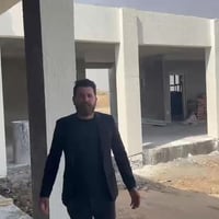 اطلب العون من الله ومنكم ان تساعدوني قربة لله تدرون هنا صدقة تبقى طول ...