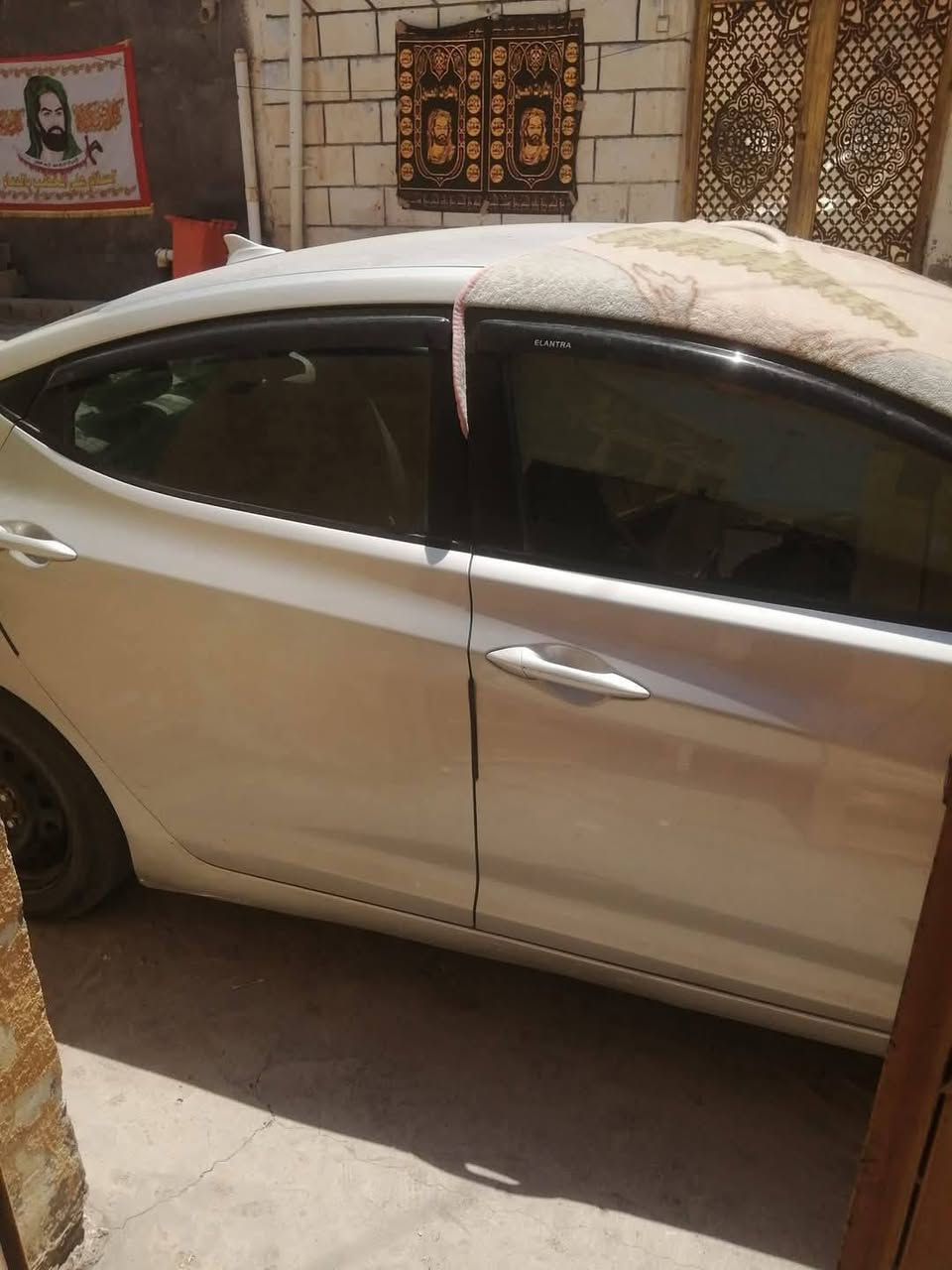 السلام عليكم ورحمة الله
سيارة أدوات للبيع، النترا مظلع مديل ١٣ كصة قماره فقط محرك ١٨٠٠.

سعر ٥٧

رجاءا، تواصل على الرقم فقط *********** (اتصال) 

لاني غير متواجد على الفيسبوك دائما لذالك ما ارد على الخاص. 

للبيع فقط
