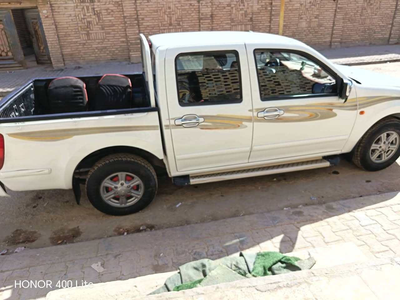 السلام عليكم سيارة كريت ويل للبيع موديل ٢٠١٦ جديده ما عايزه شي تبريد 🥶 تدفئة 🥵
شاشة وكامرة فول حدادية ومقدمها يخبل سيارة خير من الله تمشي معدل شرط رقم انكليزي جديد
 السيارة باسمي رقمها نجف مكانها بالنجف الي يريدها بي خير ويدلل  سعرها 98 وبيها مجال بسيط 

***********
