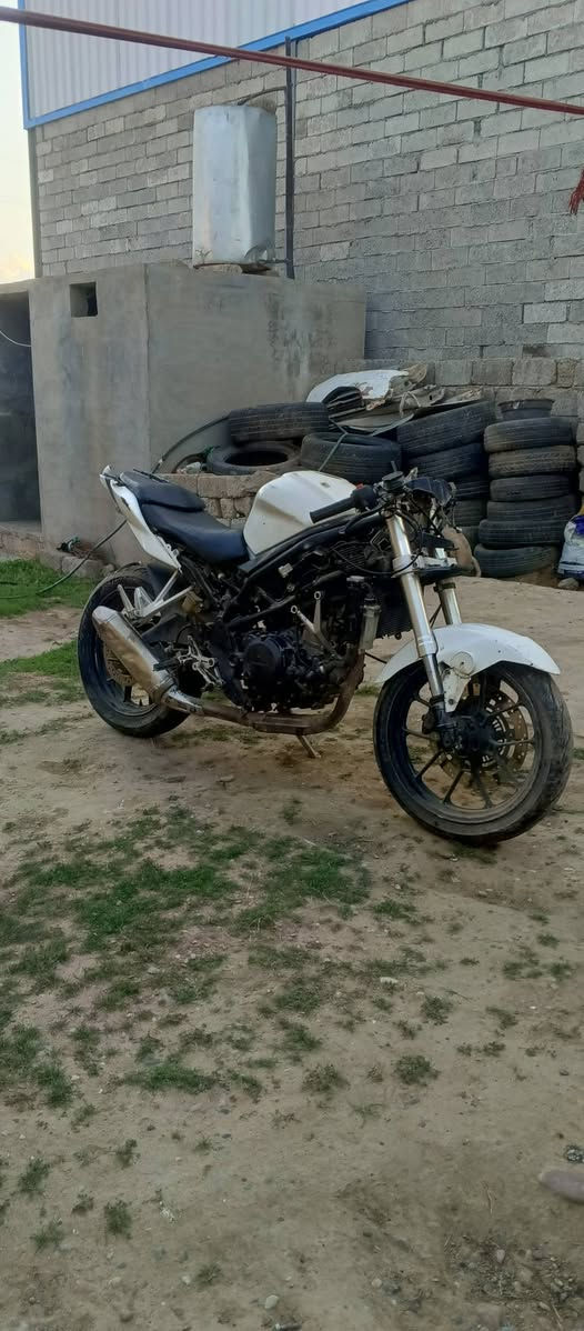السلام عليكم بطح هايسونك ربع 250cc موديل 2015 تبريد ماء بي مشكله مرات يشتغل ومرات لا ابيعك فحم في فحم السعر 450وبي مجال


**إذا كنت صاحب هذا الإعلان وتريد حذفه لأي سبب، رجاءا أرسل رسالة إلى الدعم الفني**
