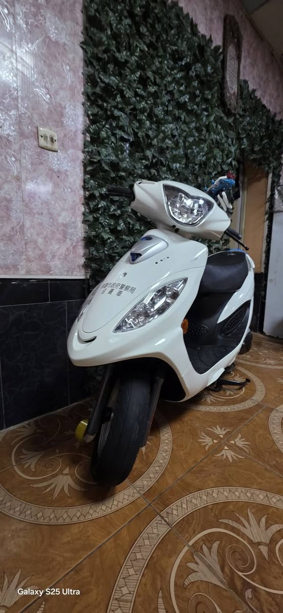 هذا الفحل للبيع
بوليسي 2018 

محرك 150cc

النظافه مكفوله من شخط 

للبيع الدراجه فقط 

العنوان الرفاعي 

السعر 12 ورقه 

للاستفسار ***********

نجيب بس الماكو منه🤪
