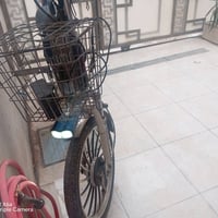 دراجة شحن حجم ٢٠ شغالة  نضيفة السعر ١٥٠ الف للتواصل ٠٧٧٠١١٠٧٨٩٨  مكان ...