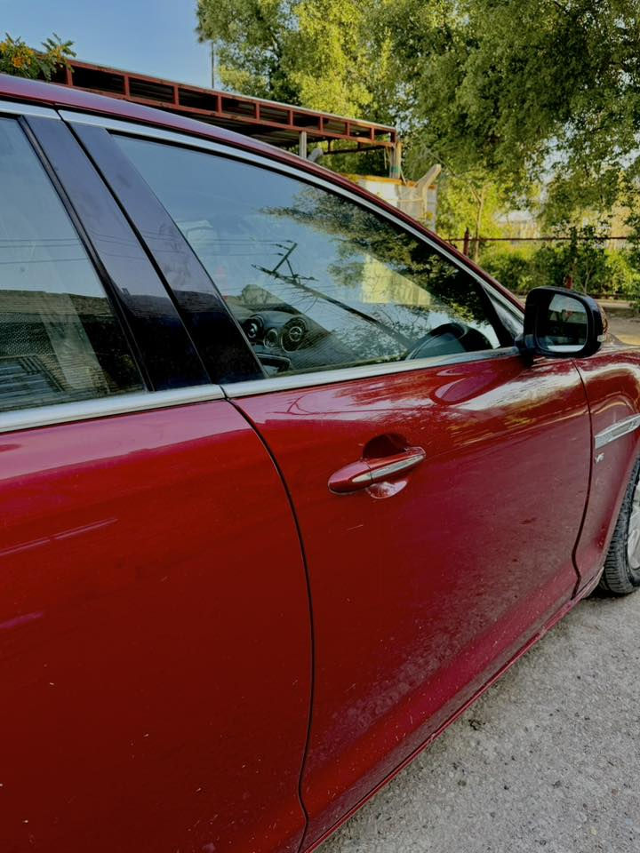 جاكور 2015 أنضــف جاكور بغداد  نضافتها 90‎%‎ مكفولة من أي حادث  رقمها بغداد ماشية 76 السعر خاص وفقط تواصل ع هذا الرقم .***********
مكان السيارة البيــاع .
