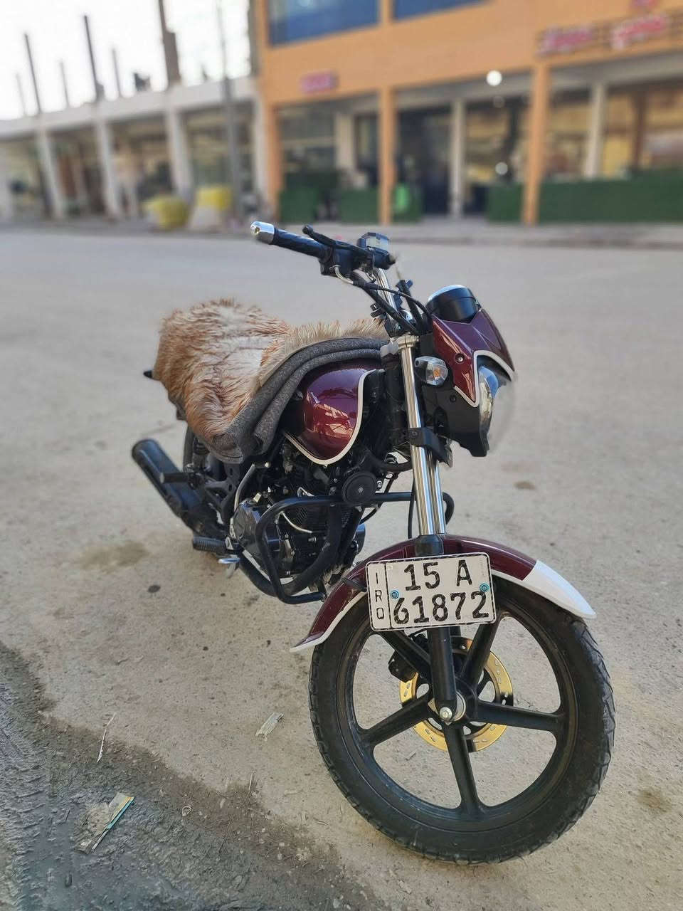 السلام عليكم
دراجه هاوجي هارلي 2023
مرقم كامل لوحات انكليزي
تجي تفحص وين متريد فول نضافه
نقد 2700 بي مجال
اقساط اتصل ودلل
***********
