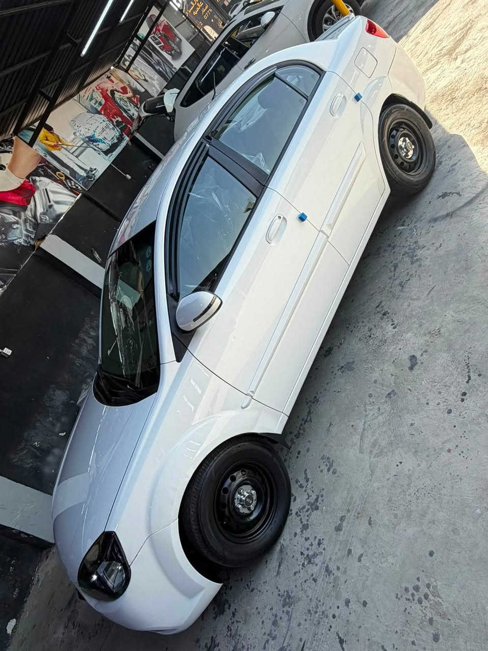 ريو ٢٠١٢ محرك ١٦ شركة بدون تحوير وضع شركة بيها قطعتين صبغ خلفية وداير بدون دواخل. سيارة جديدة تبريد ثلج هزةوسنوية جديد السعر 92 بي مجال قليل عنوان موصل الايسر ***********
