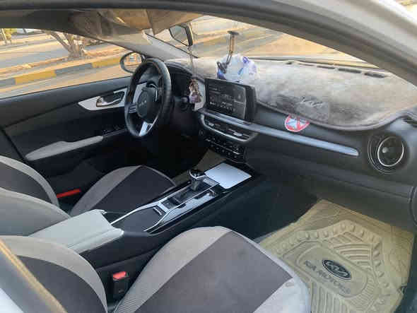 كي3 موديل  24 مكفوله كفاله عامه ماشيه 25 الف رقم اربيل دواخل لونين اصل سعر 144 لاستفسار ***********
