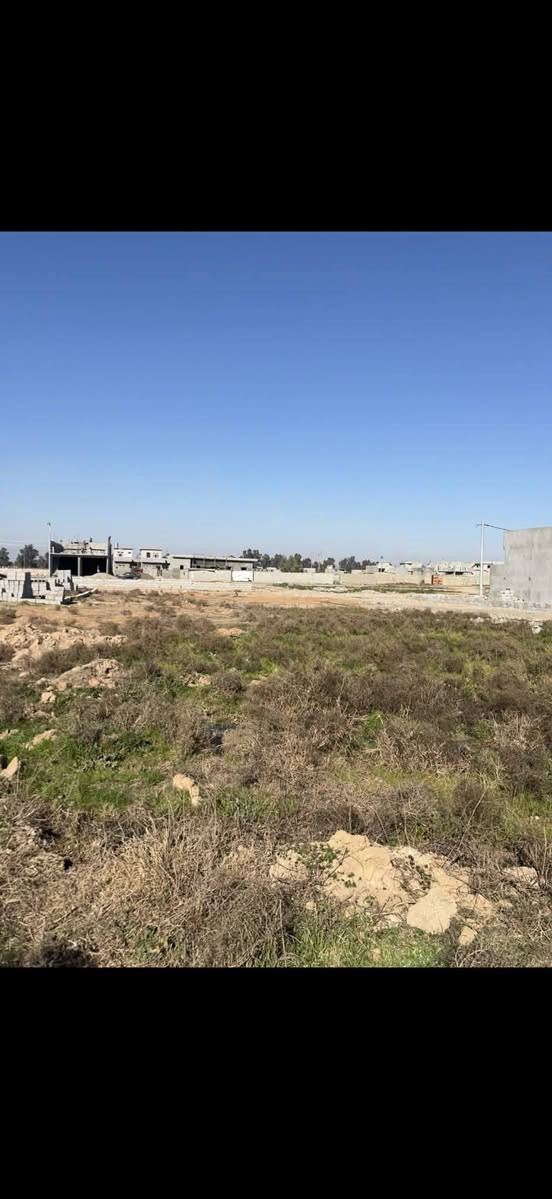 قطعه ارض للبيع ٣٠٠ متر الاستفسار هذا الرقم ***********

