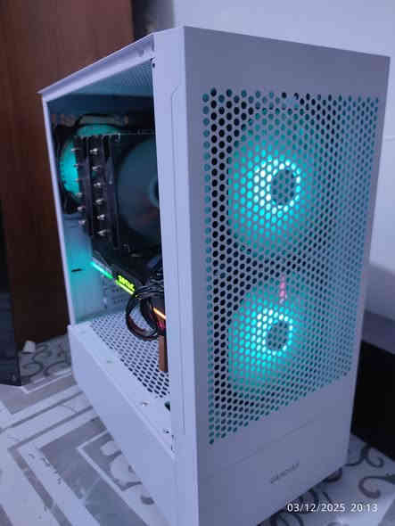 سلام عليكم pc للبيع بسعر 640 وبي مجال 
رقم ***********
موصفات 
I5 10400f box
CPU COOLER Peerless Assassin 120 SE ARGB
Gtx 1080ti 11G Zotac
Gigabyte H510M H
Ram16G 8×2 DDR4 3200 lexar
SSD 128G 
PC POWER ESGAMING 700W BRONZ
CASE GAMDIAS
