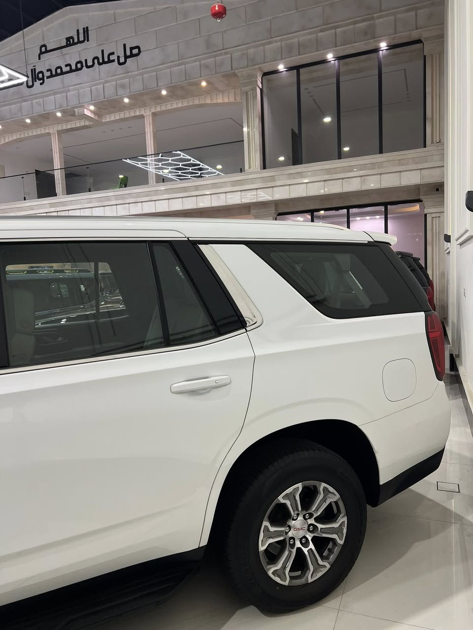 السلام عليكم
يوكن 2023 خليجي وكالة المنصور SLE
رقم بصره مكفوله كفاله عامه بوضع السركة
ماشيه 49 ألف حقيقي ومغلفه ppf نانو بالكامل 
السعر 480 وبيها مجال للشراي 
*********** - *********** عنواني البصرة
