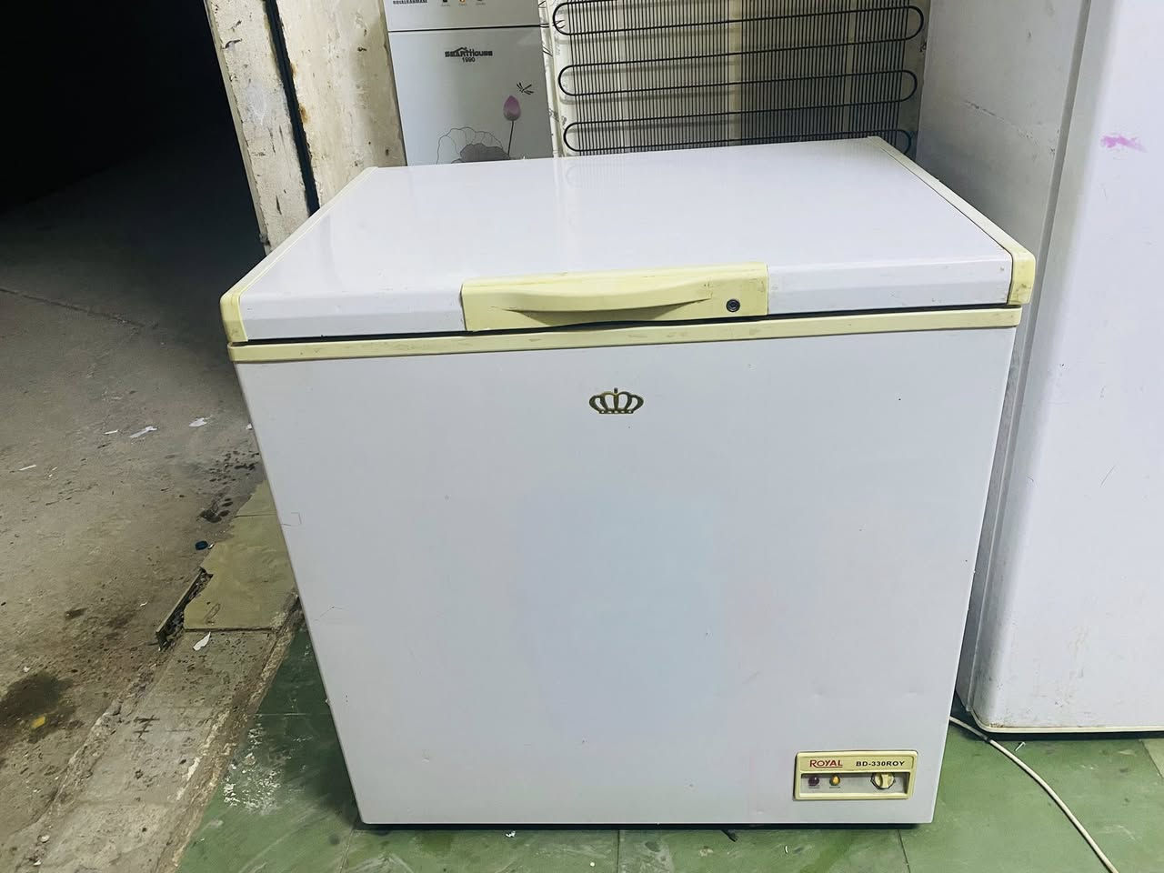 إسلام عليكم مجمدة شغالة بشرط كل عيب مابيها تجميد فول بلادي مامصلحه ماطور مامفتوح نظافة 97٪؜ السعر 90 الشراي يتصل على رقم ***********
