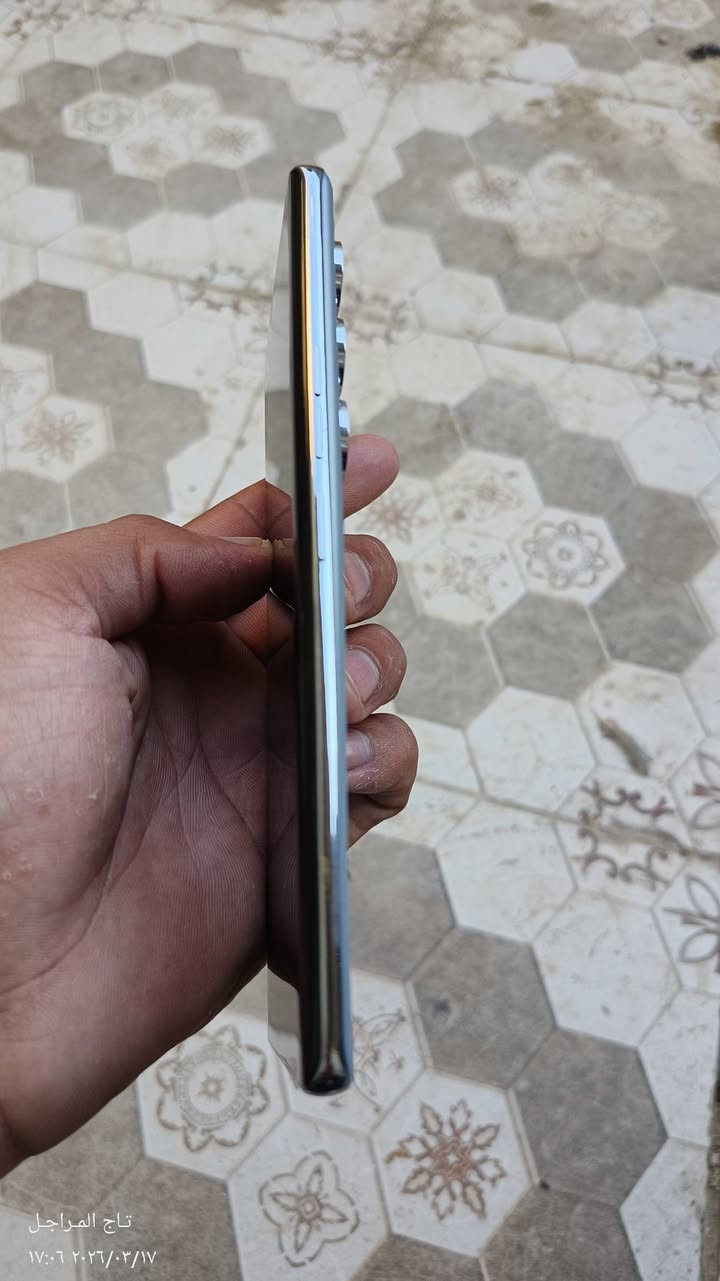 سـلام عليكـم
@للبيع جهاز كومون 40 برو G5 
نضافه 100% 
ذاكرا 256   رام 16 
السعر 300 
كوت حي الجهاد 

***********
