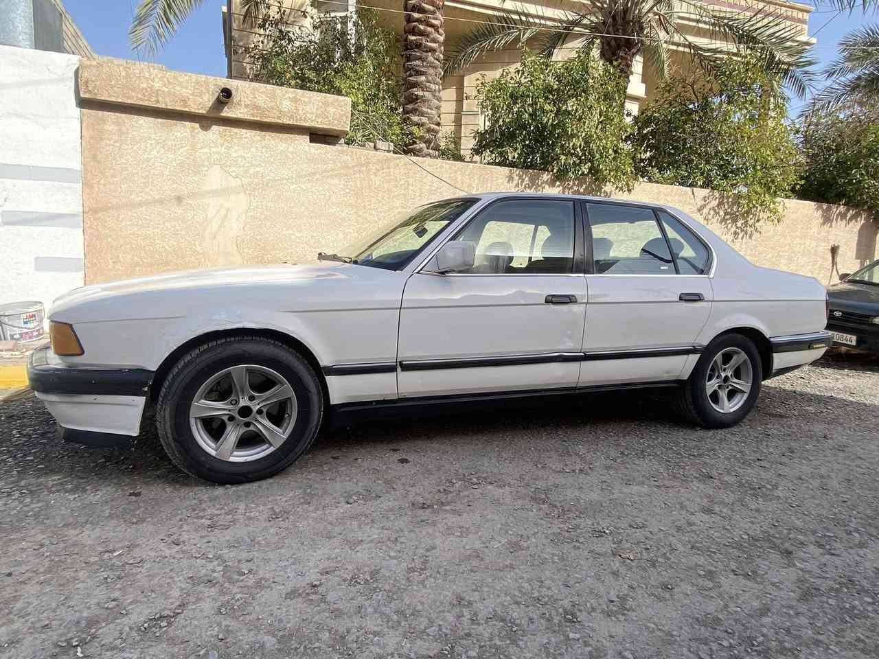 للبيع او المراوس حسب القناعة
730‏BMW
السعر 38بيها مجال بسيط 
 السياره كلها بلاديه  
محرك جديد 
كير جديد 
تبريد ثلج ❄️
موديل 88
الرقم صلاح الدين ار 
الموقع: سامراء
 الاتصال: ‭***********‬

