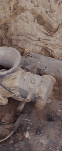 مكاينفلافل حجم ٢٢شغلات للبيع ***********وعندي شواية دجاج وفرن لحم عجين للبيع
