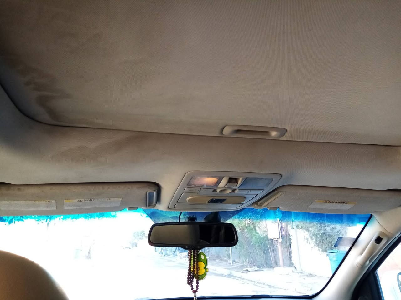 السلام عليكم هونداي فير كروز ٢٠٠٨ بغداد حادثه جاملغ ايسر وبيه صبغ حزام محرك ٦ سلندر ٣٣٠٠ تخم تاير صدر امامي خلفي جديد فول مواصفات ١/١ بصمه فتحه خزن كشن كهرباء ٧ راكب اربع قط تبريد مركزي شاشه خلفيه صندوك كهربائي بعد بيه هواي مواصفات بيع او مراوس  بسني سعره ١٢٠$ وبيه مجال *********** بغداد الدورة
