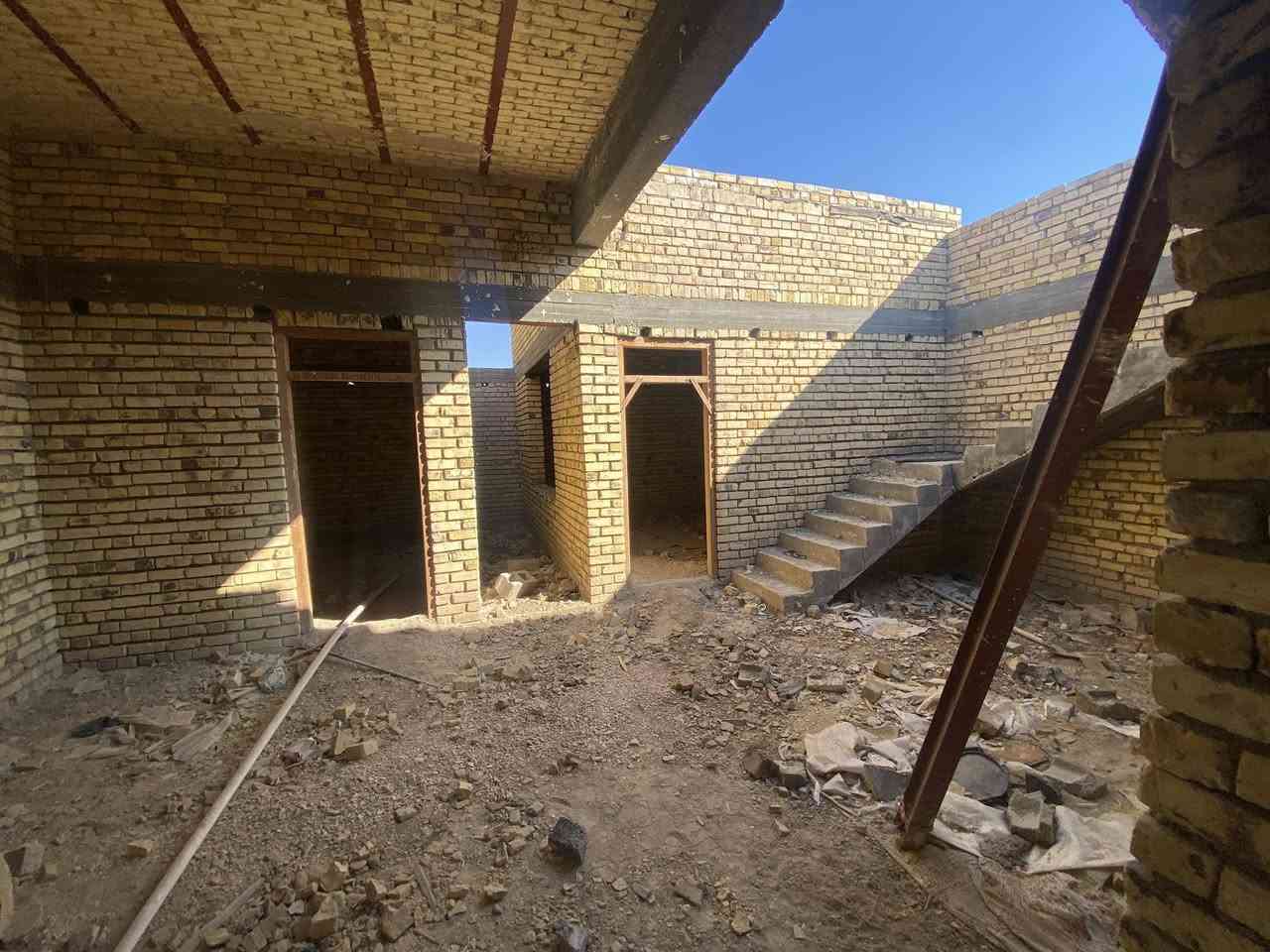 هيكل زراعي حي الحسين خلف الصيطره طريق سوق ناصريه المساحه 200م بناء طابوق اعكاده للأستفسار ***********
