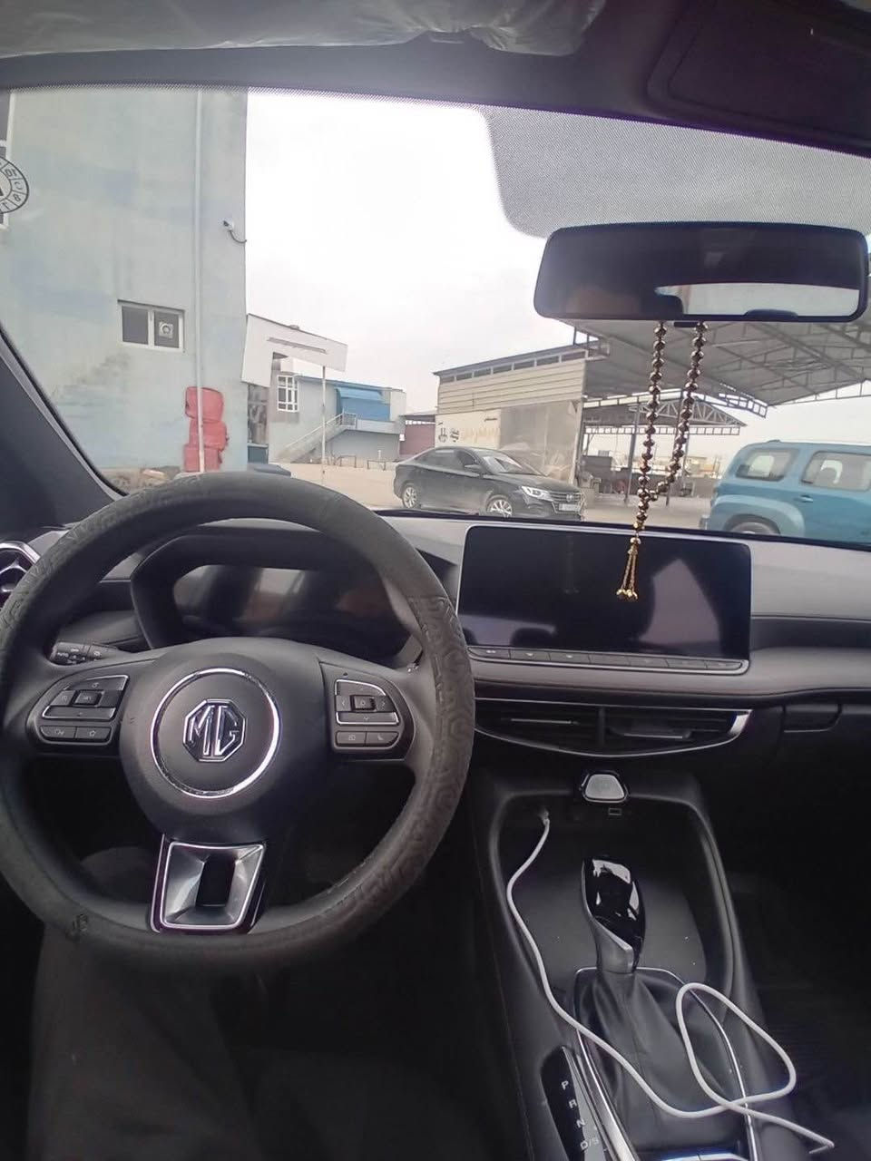 ( امچي   چيتي    2025   فول فول مواصفات )
( ماشي     29000      الف   كم  ) 
(الصبغ   فقط ربع بنيد بدون دواخل بدون يرباگ  )
(گير ابشرط مكينه ابشرط رادار ابشرط حجر كزوز ابشرط )
( رقم اربيل الدولي سنويه 2031 / هزا جديد 2027 )
(شرط الوكاله او التحويل مضمون )
(***********) واتس اب 
(***********)واتس اب
(السعر     111    $   ورقه   او بي مجال  ) اكر, نينوى
