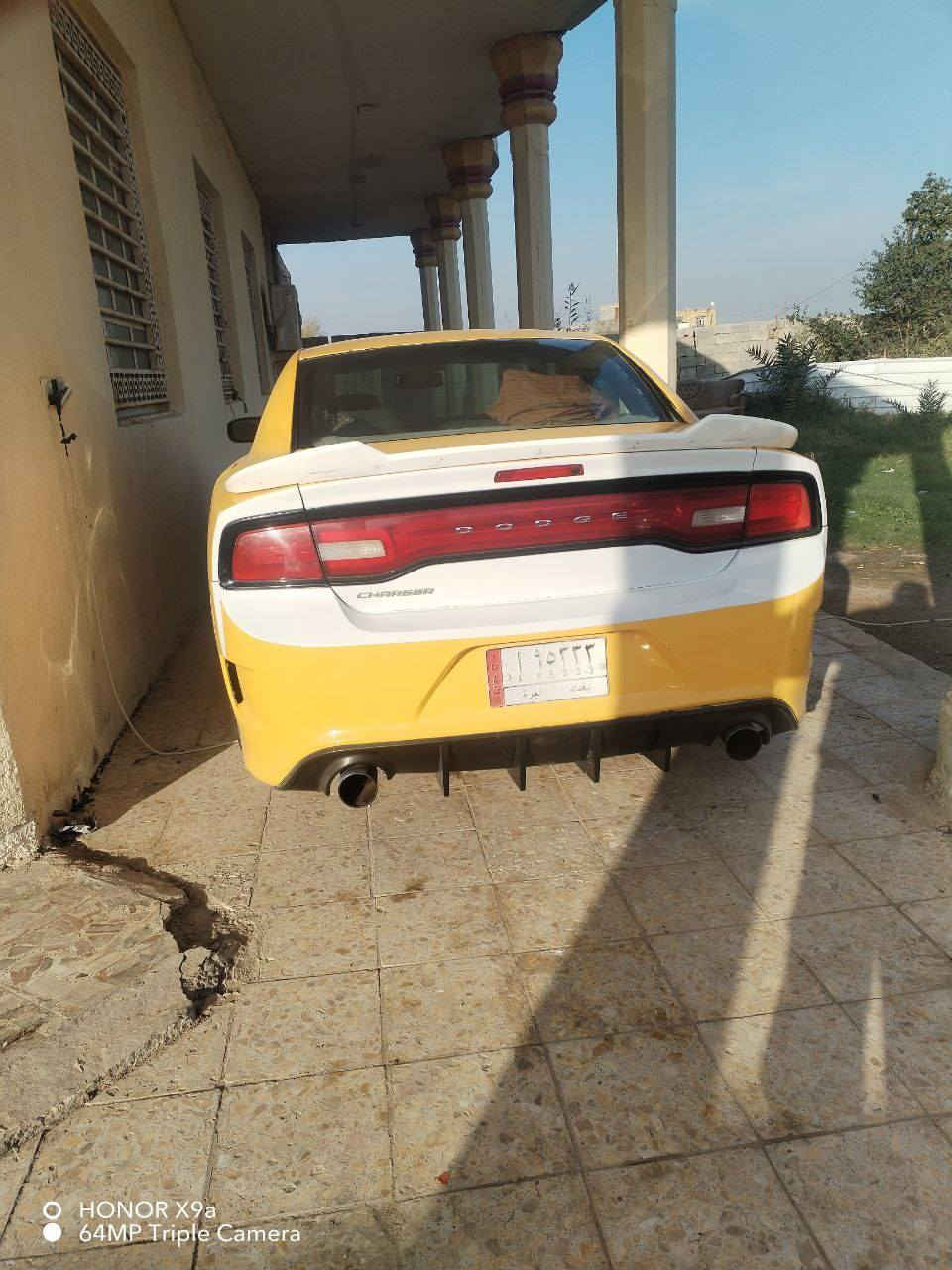 اسلام عليكم اللبيع بيع جارجر ٢٠١١ مكينه جديده ١٣ كير جديد السياره كندي  رقم صاحبه *********** مكلف بل نشر رقم صاحبه
