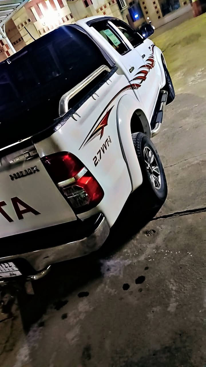 بيكم فورويل موديل 2012 سياره 
سوناره داخل المنشور ومعروضه.210 وبيه مجال *********** غير متواجد ع الفيس
