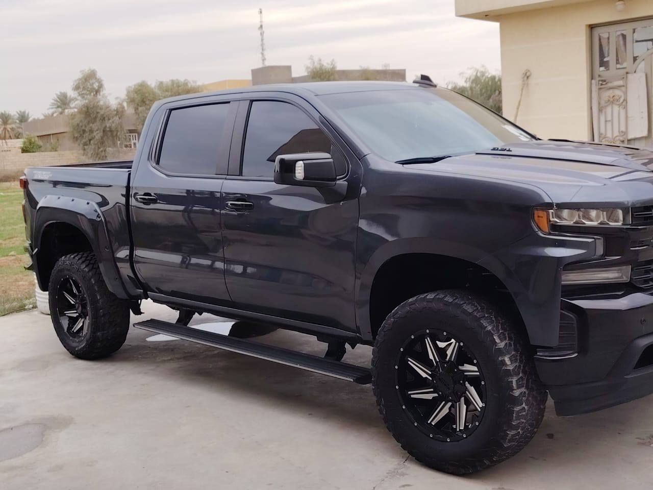 ياالله 
سلفادور موديل ٢٠٢٢ ادوات ادوات ادوات مكفوله من السرقه والعشائر والكص بيها صبغ جاملغ وشويه بلباب مكان بغداد عارضها ١٥٠$ وبيها مجال حك الجيه سياره جديده بشكل وجاهزه *********** للبيع فقط بدون مراوس بدون
